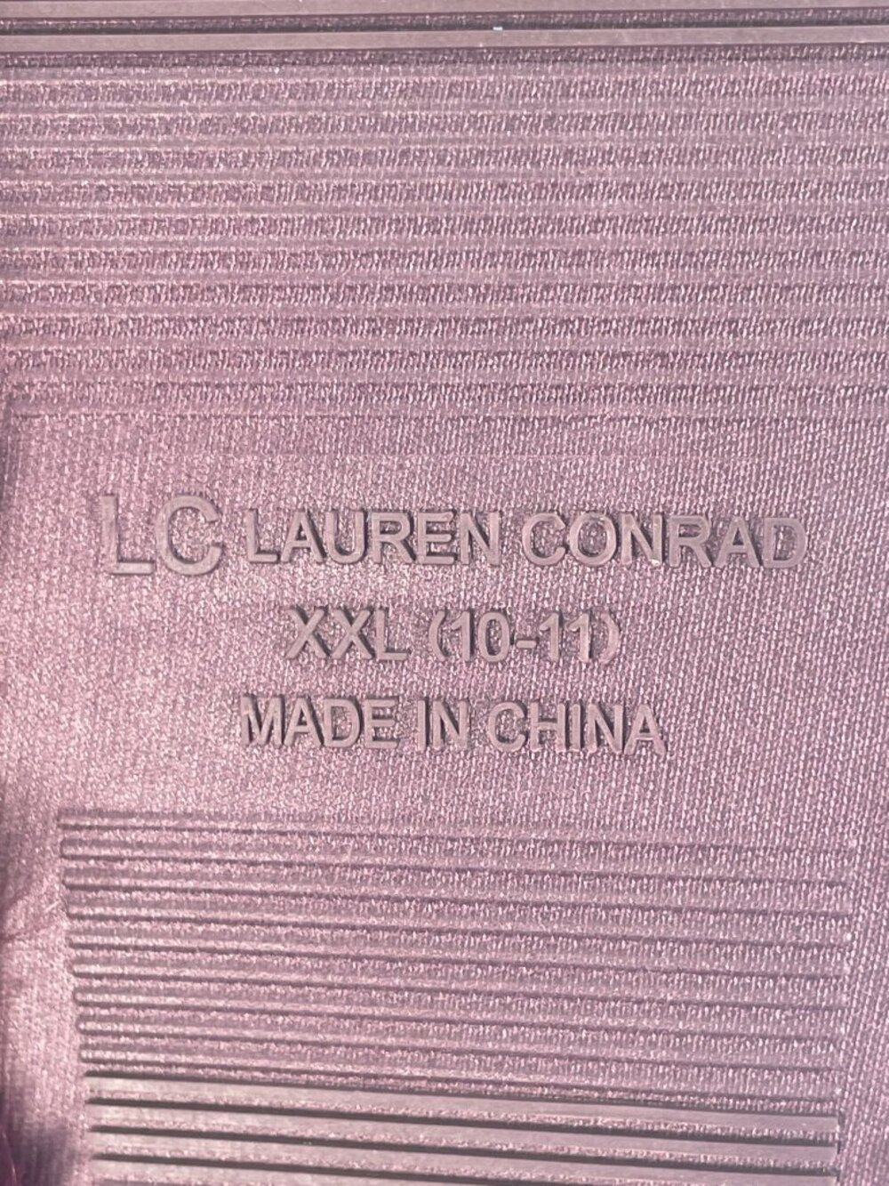 Lauren Conrad Wozzie Faux Fur Wine Red Slippers Women's Size 2XL (10-11) NEW - Picture 3 of 6